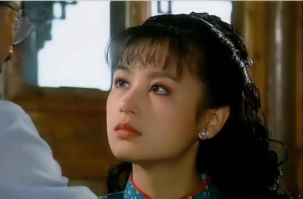 同样是"民国大小姐",把刘亦菲,赵丽颖,周迅放一起,差距明显_陈红_董洁