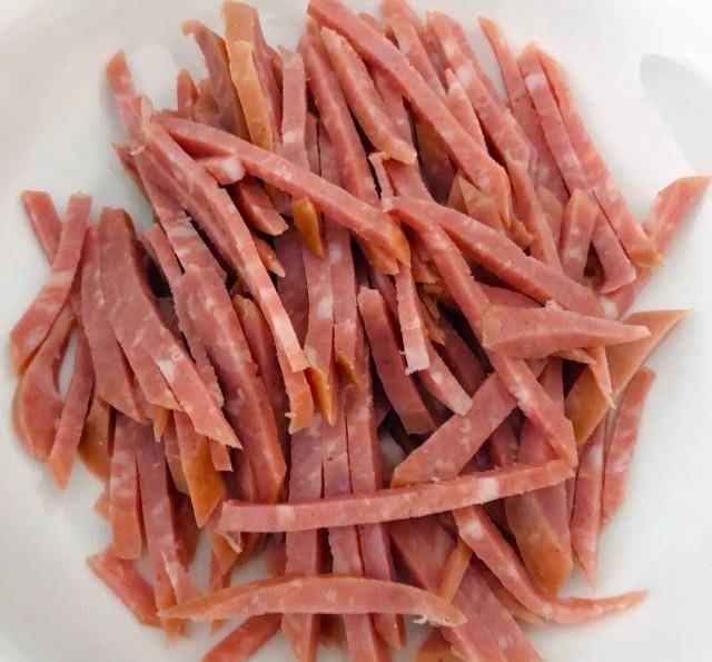 原创尖椒香肠炒土豆丝入口脆爽鲜美好吃