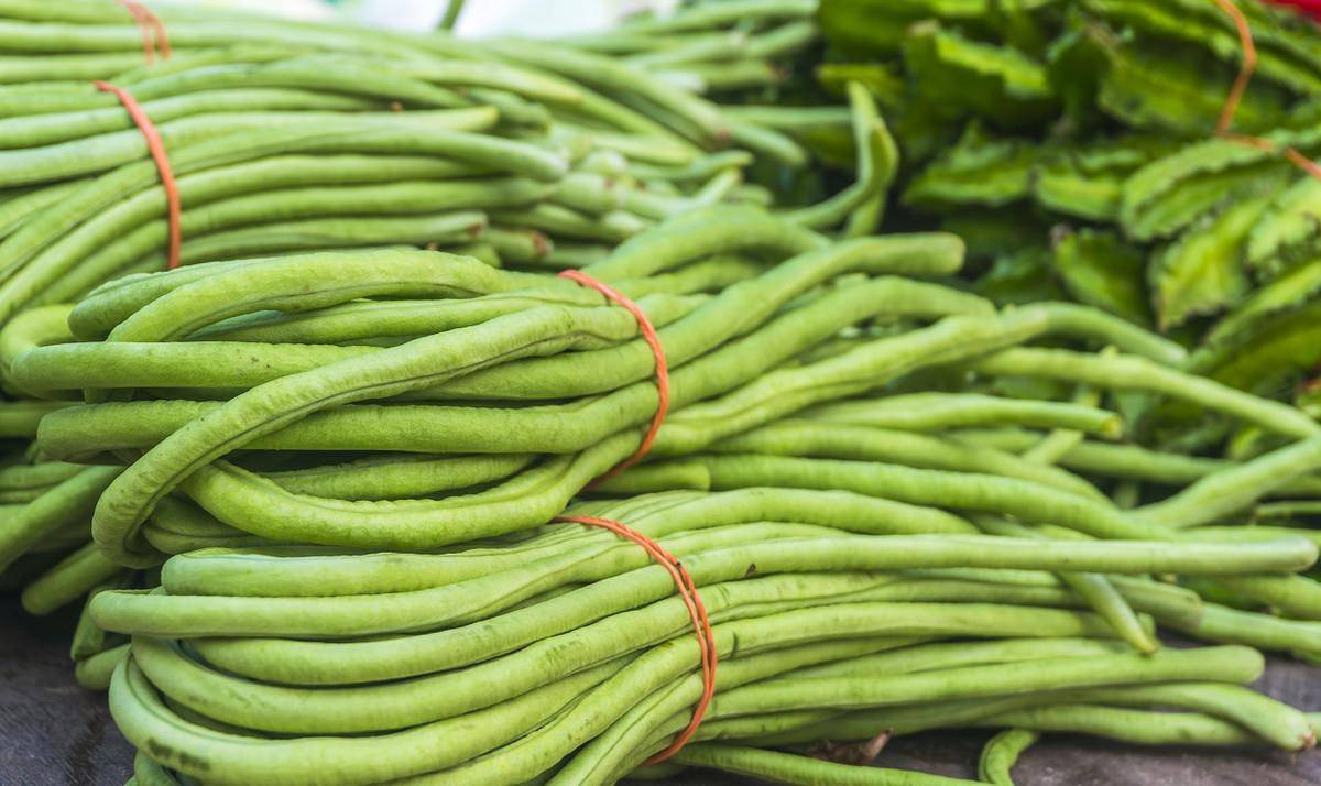 原创10年厨师公开豆角新做法面粉裹上豇豆豆角不炒不炸超好吃
