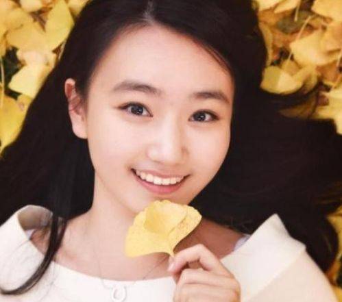娱乐圈唯一考上清华的童星,近照曝光,网友大呼:重新出道吧_叶子_电视
