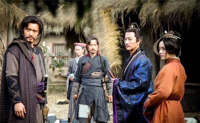 作为国舅的李园也被重视了起来,还参与了楚国朝政.