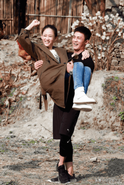 "插刀教教主"杜淳的浪荡爱情,和他背后的5位绯闻女友_王灿_俩人_杨璐