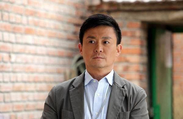 在当时可以说是该剧的颜值担当,用现在的话说就是走偶像路线的演员.