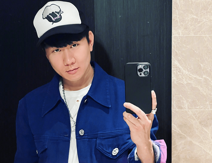 原创41岁林俊杰晒自拍照发文给高考考生加油打气照着抄都能打错字