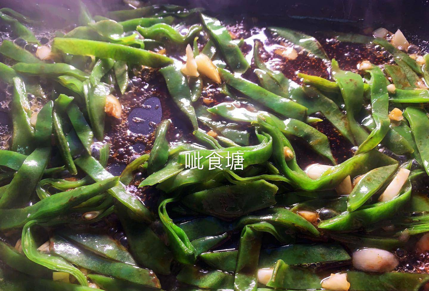 原创猫耳朵豆角可以炒南瓜咸香美味十分下饭我家常吃做法简单