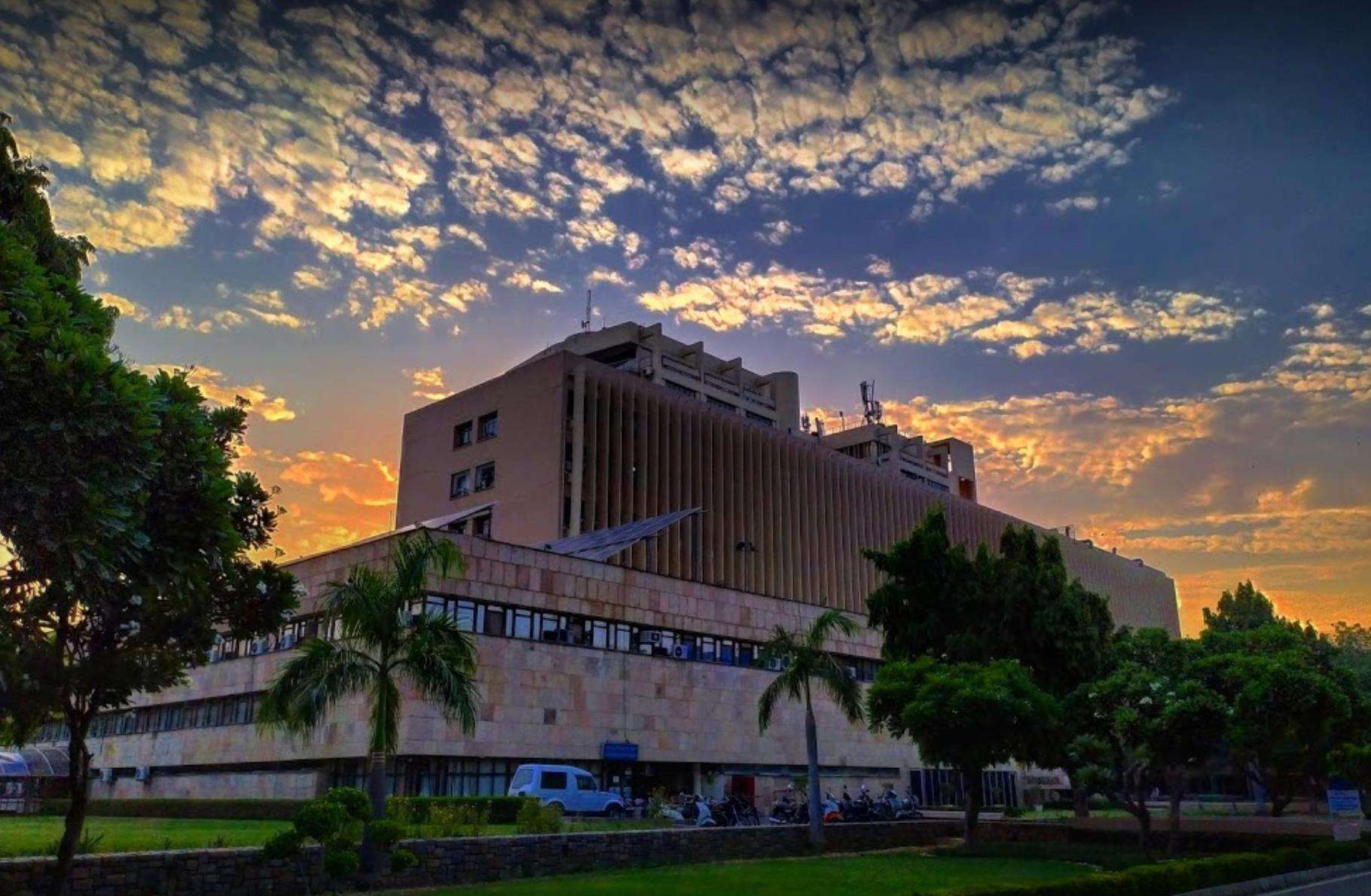 印度韦洛尔理工大学图片