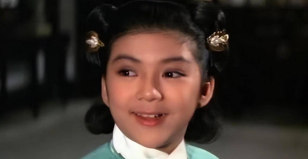 有人身家过亿住豪宅,有人却生病没钱医_苗侨伟_王祖贤_冯宝宝