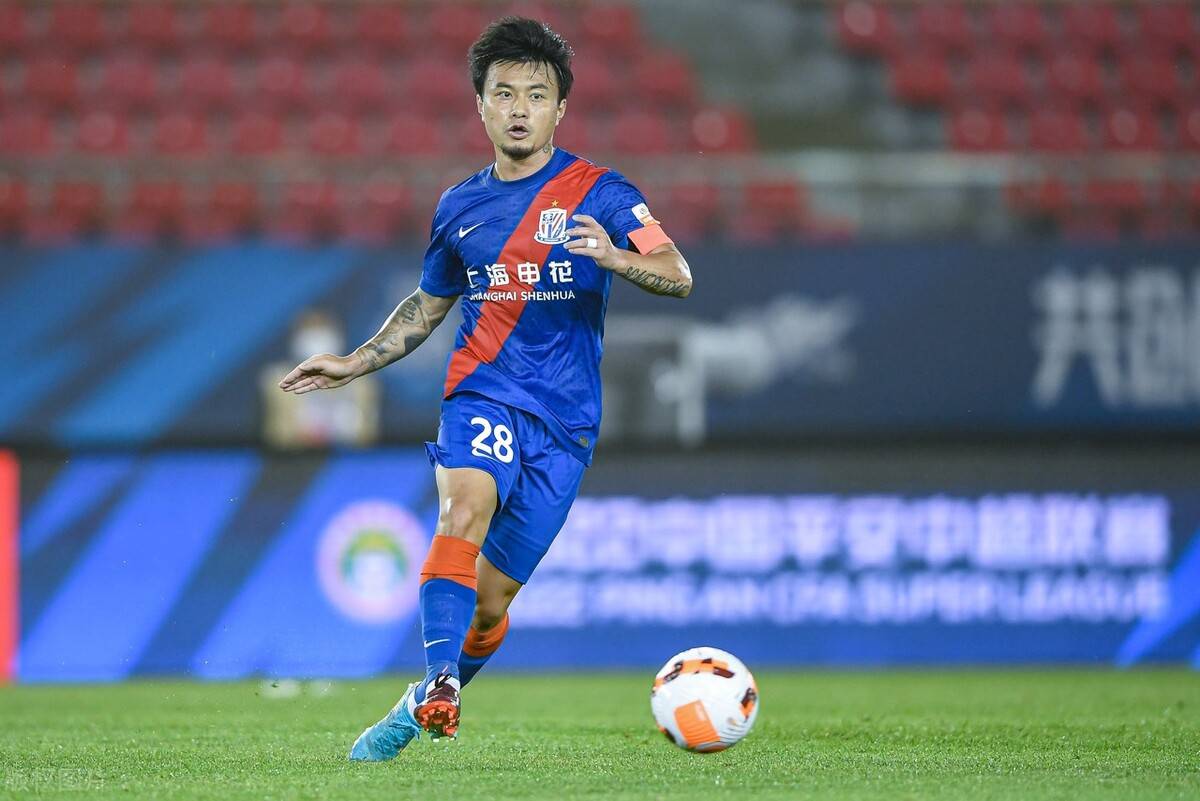 曹赟定最新表态引爆争议,球迷吐槽:上海申花现在就剩情怀了_广州队_本