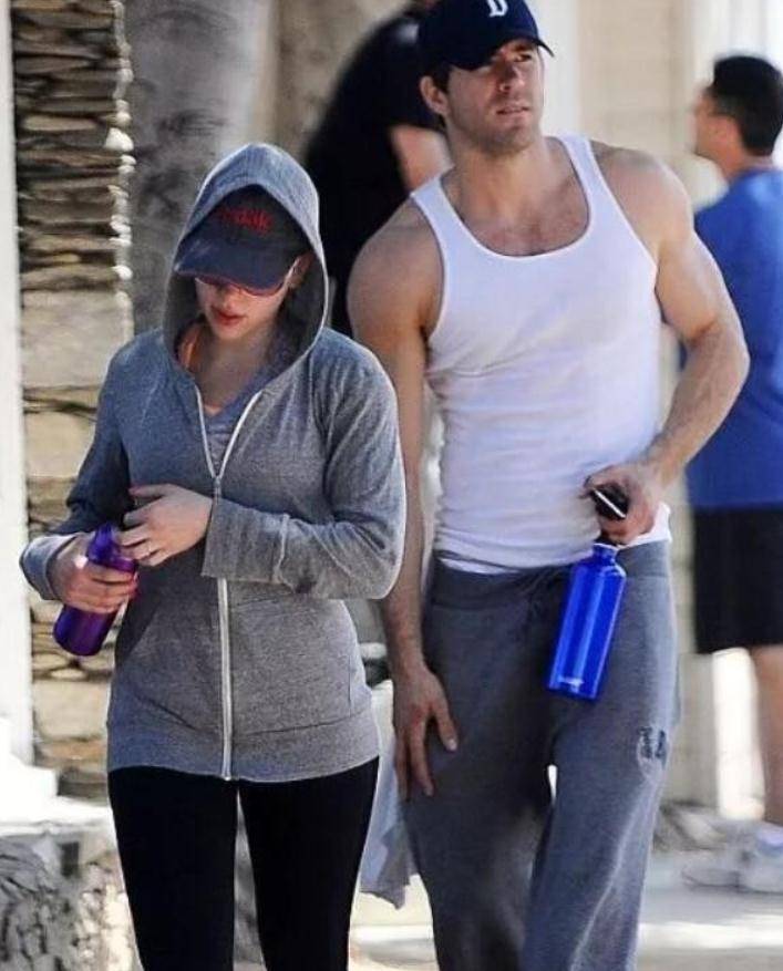 好莱坞"小贱贱":前妻是寡姐,现在是人生赢家?_瑞安·雷诺兹_事业_女神