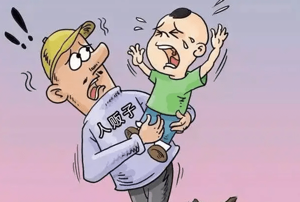 云南男童与狗失踪,八天后狗独自回家,偷孩子的人知道避开监控_2岁男童