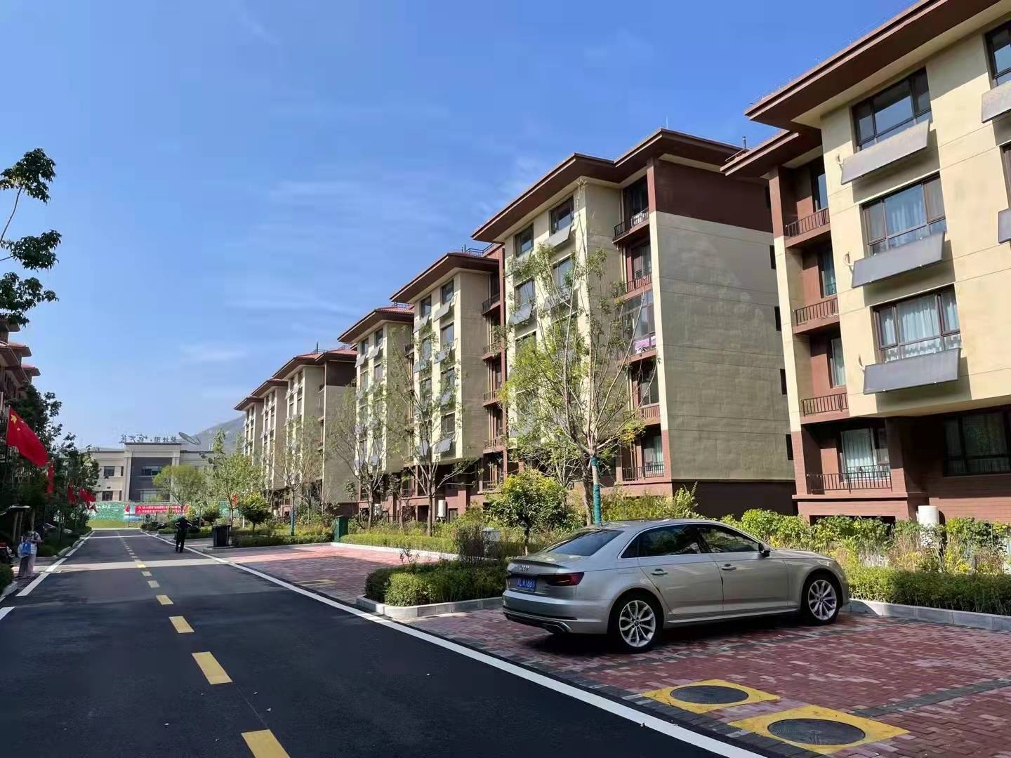 碧桂园官厅蓝世界种植葡萄的三大黄金地带 美国的加州,法国的波尔多