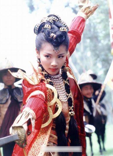 2003年的《还珠格格3》,刘涛在里面饰演可爱刁蛮的缅甸公主,慕沙