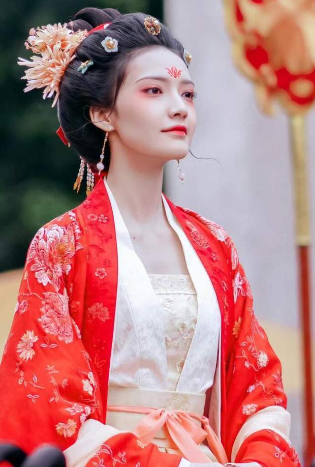 梦华录 最惊喜演员 00后饰演第一花魁 大华府网 手机版 Powered By Discuz 梦华录 最惊喜演员 00后饰演第一花魁 大华府网 手机版 Powered By Discuz