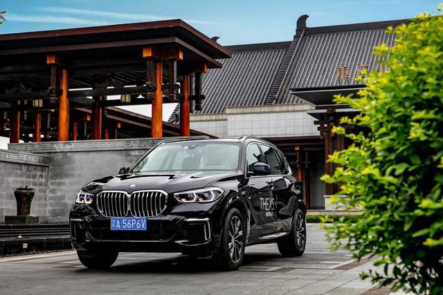 新车试驾 Bmw X5 把豪华感拉满才够 乐惠车