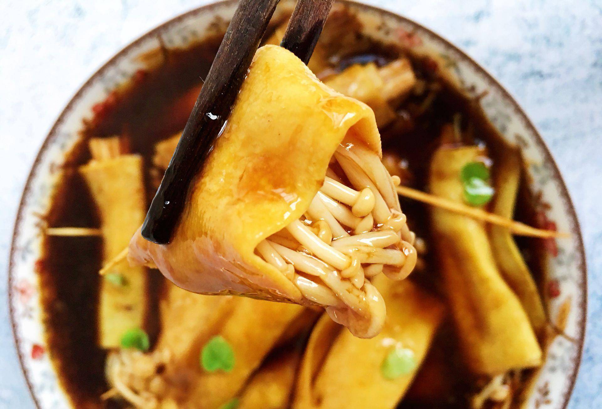 好吃不长胖,减肥减脂,好吃到爆炸的干豆腐卷金针菇_道菜_酱汁_食物