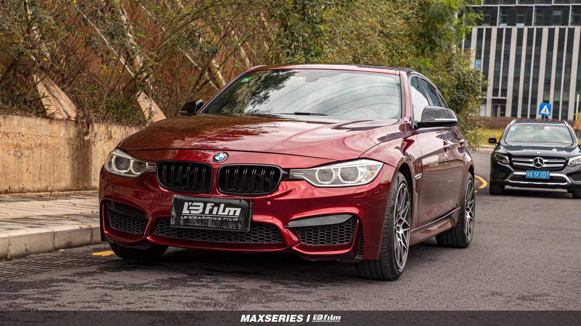 宝马328ilbfilm改色膜液态金属龙血红