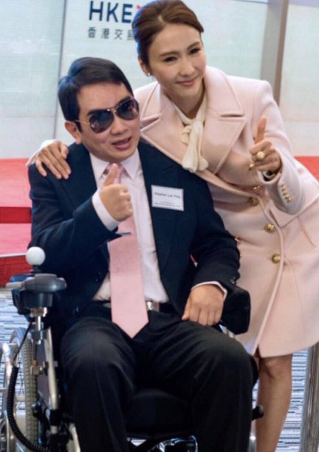 黎姿:嫁给大15岁的残疾丈夫,生下三个女儿,如今的她幸福吗?