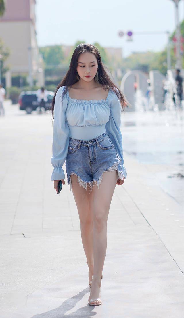 微胖身材的女人,或许比例不够完美,但依然魅力四射_女生_男生_美女