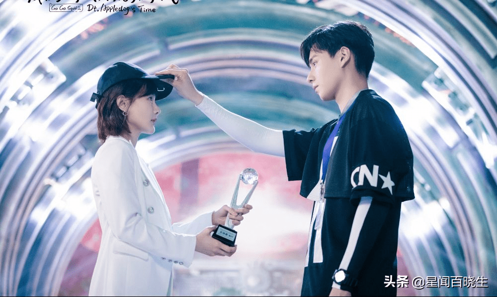 满足了,李现杨紫童颜夫妇和胡一天李一桐吾爱夫妇大婚_艾情_竞技_吴白