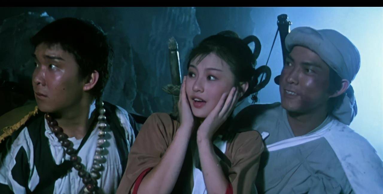 郑少秋,元彪等大牌明星合作,出演了《新蜀山剑侠》,在电影中出演精灵