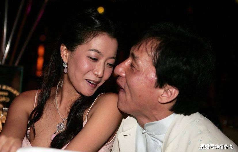 男人不可以打女人!成龙为唐山事件发声