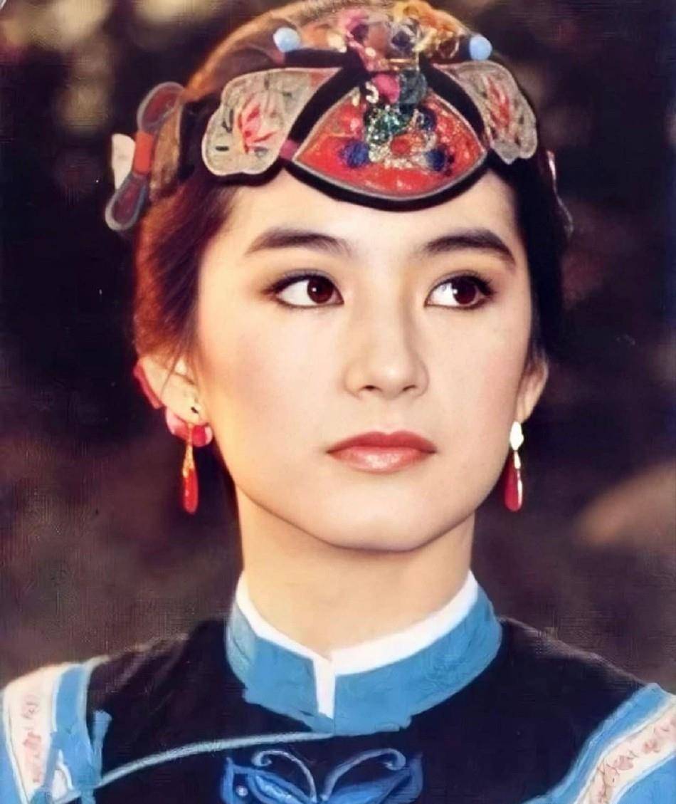 林青霞饰演林觉民的妻子还获得了金马影后的提名,1981年在电影《爱杀