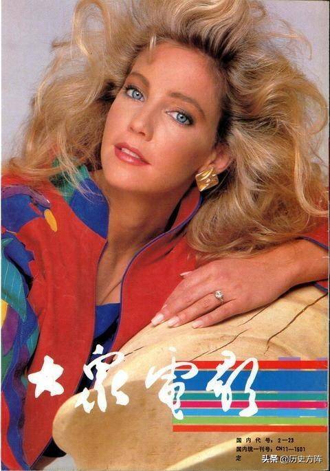 1986年,出演了自己的首部电影《美国小子》, 此后陆续参演《甲壳虫汁