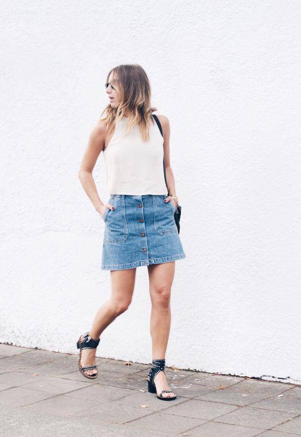 女人40岁以后,不管穿什么裙子,不要配这3双鞋,邋遢掉档次_高跟鞋_鞋子