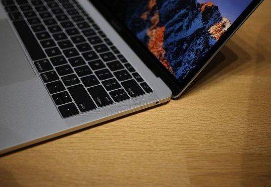 苹果新款MacBook Pro或将开启预订_手机搜狐网