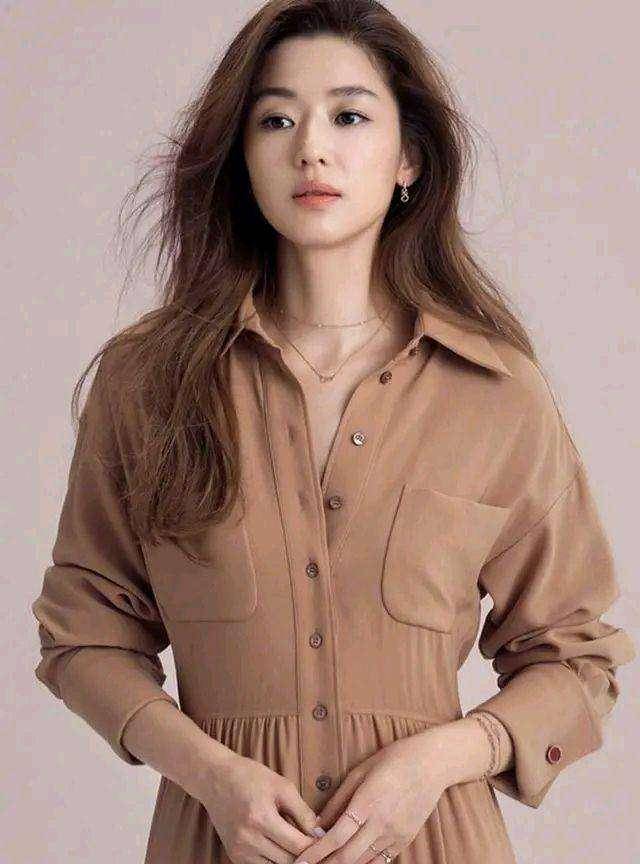 39岁全智贤状态上热搜!