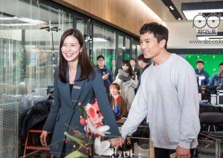 池晟又一次为李宝英应援夸赞妻子全世界最美相爱14年越发甜蜜