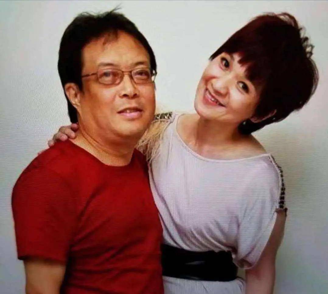 原创50岁柯以敏疑似低调再婚丈夫长相憨厚老实前夫因肾衰竭去世