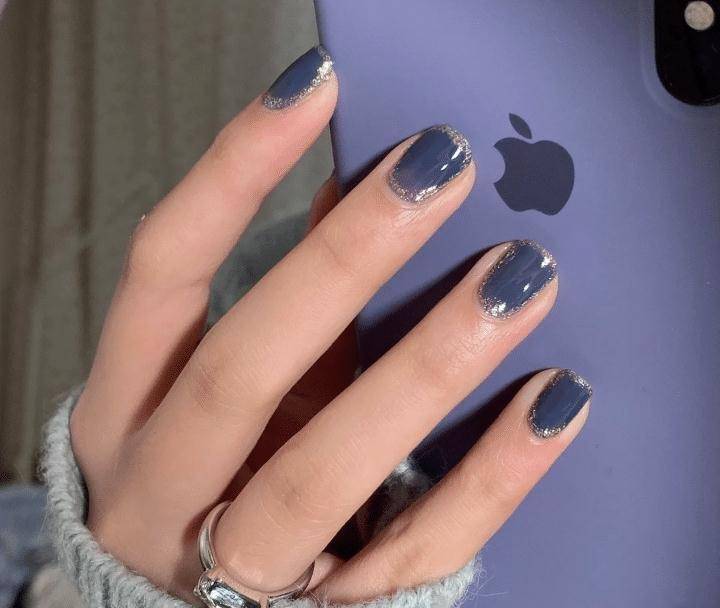 原创显白蓝色系美甲油画质感的高级好看且大气