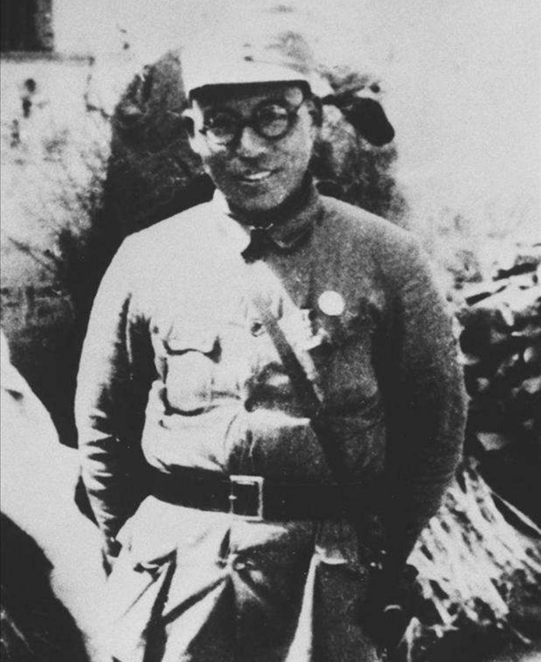 郝鹏举叛变时,一位新四军军级将领被俘,后壮烈牺牲,此人是谁?