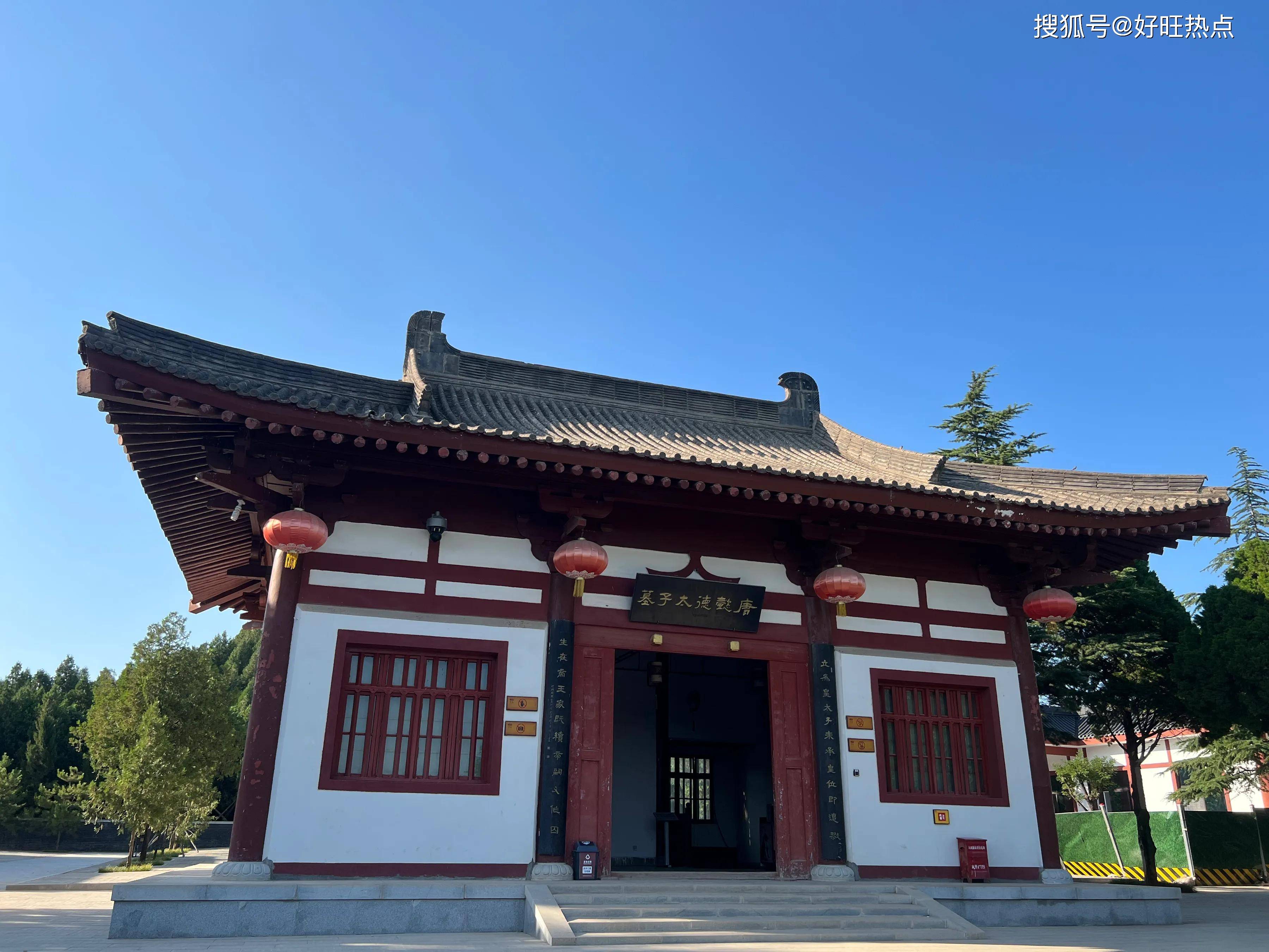 《乾陵懿德太子墓壁画》细节放大后 人物表情神采如生堪称"戏精"