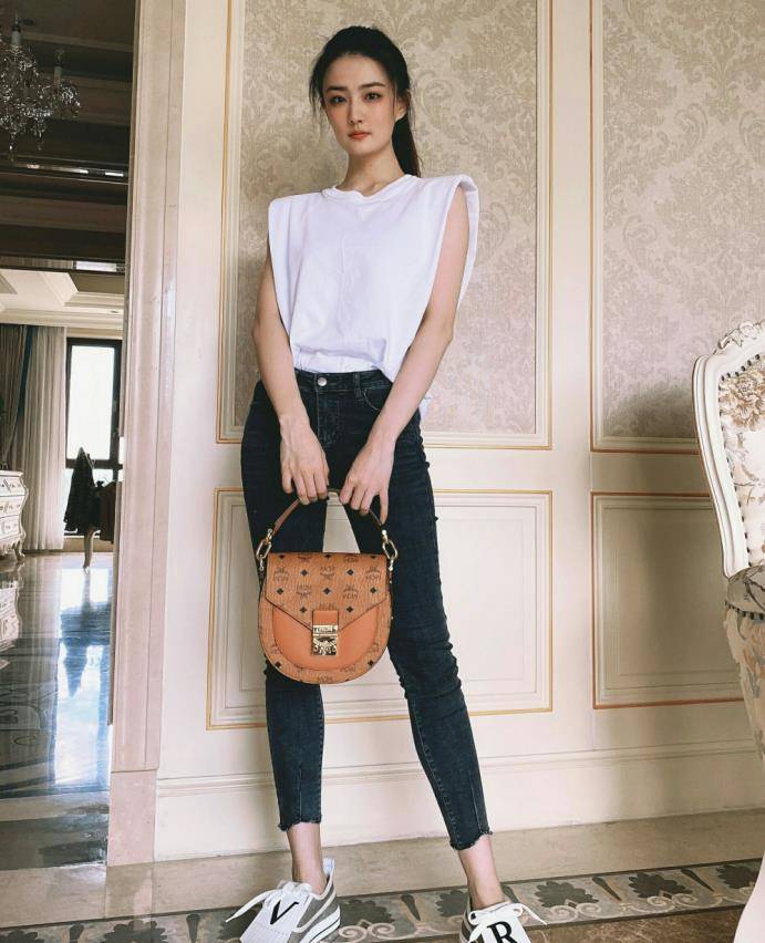 这么美的徐璐让人心疼!