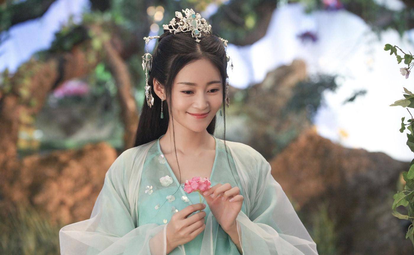 很多人的印象里,王媛可是《延禧攻略》里的纯妃,都市剧《我是真的爱你