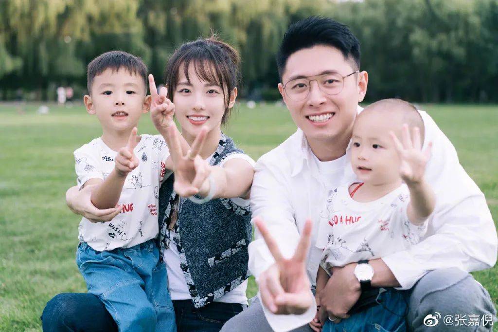 被宠成小公主的爱情也太太太太甜了_张嘉倪_小孩子_儿子