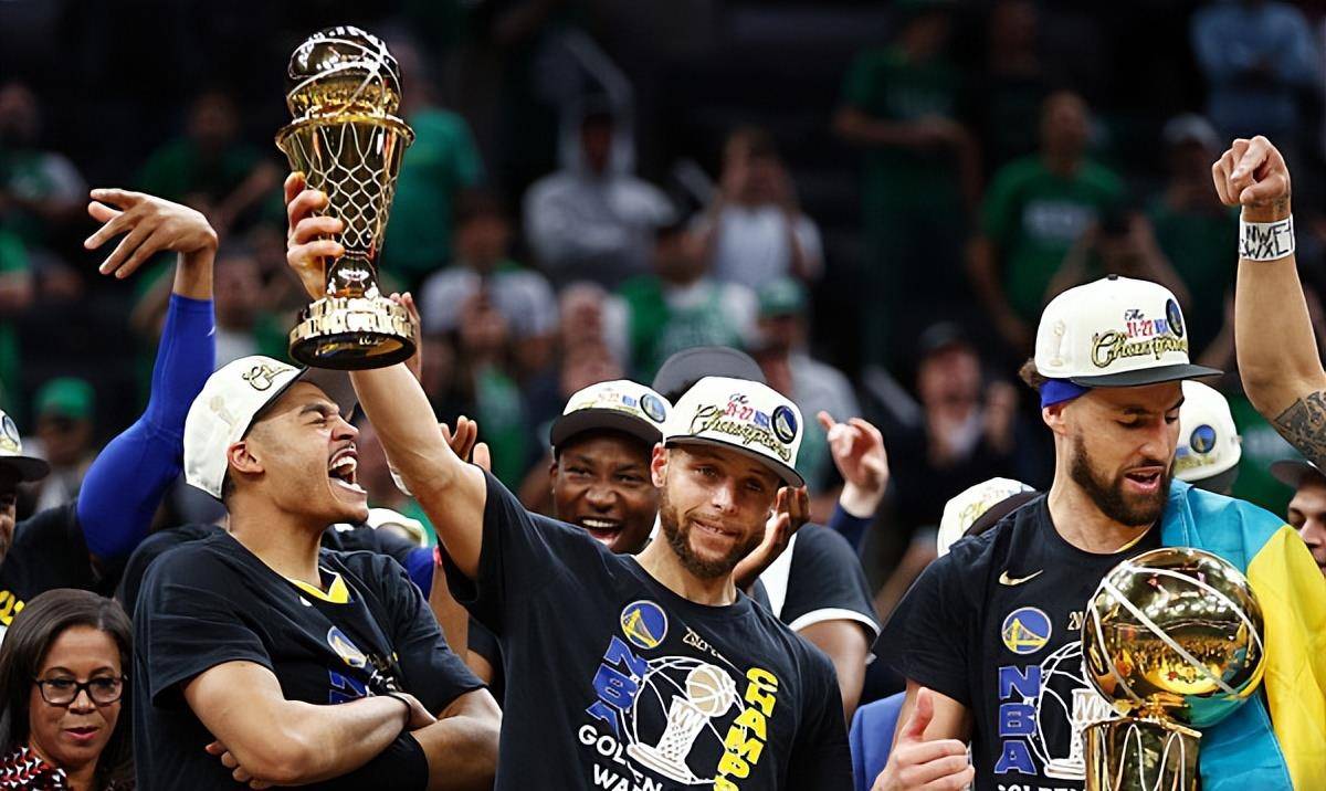 恭喜库里,维金斯我心中的mvp_勇士队夺得nba总冠军_比赛_总决赛