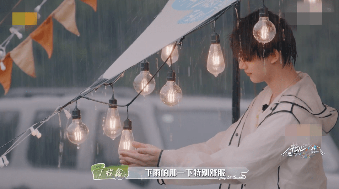 花少回归扑街!刘敏涛颠覆形象,杨幂遇冷