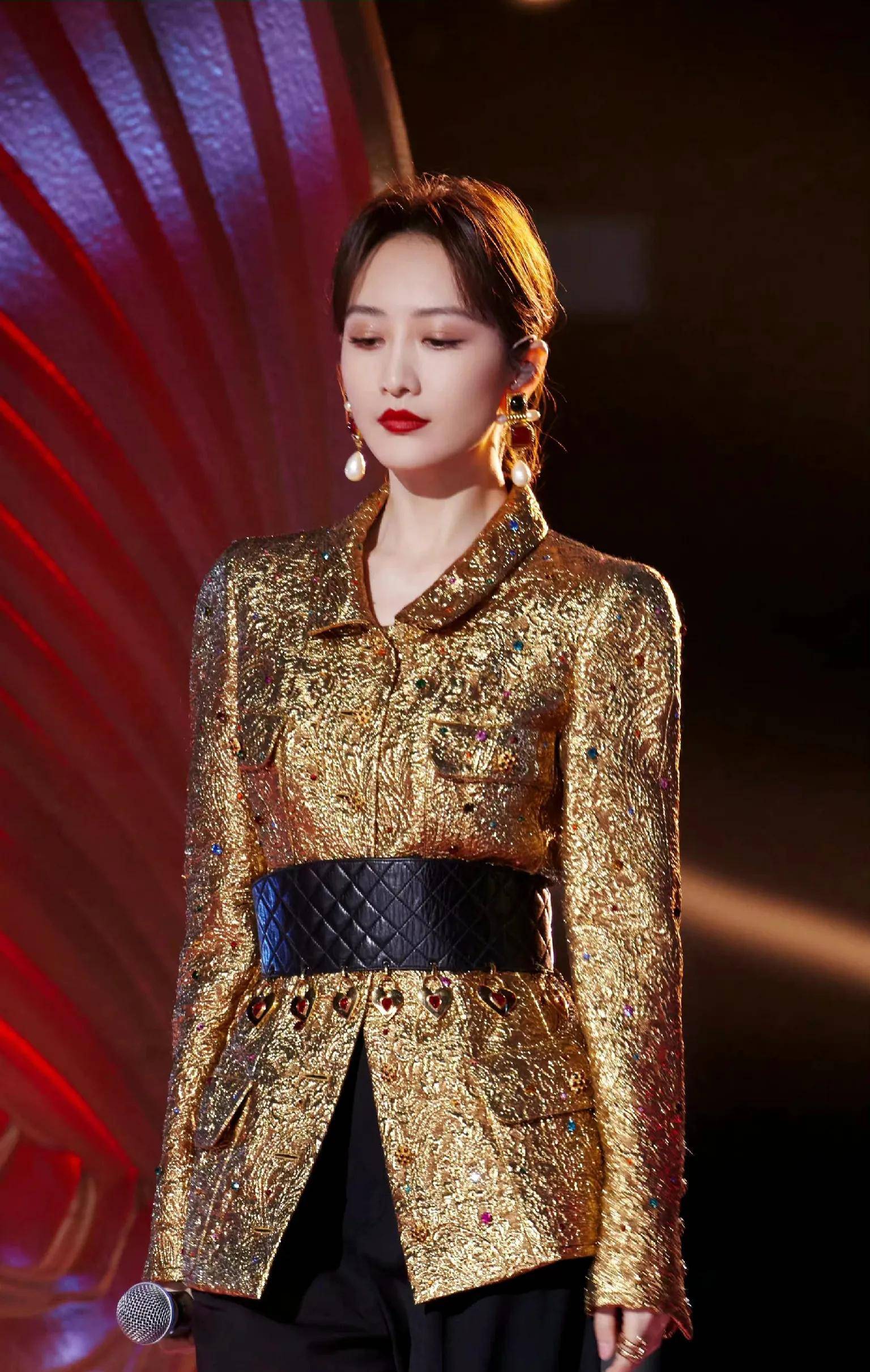 他在乘风破浪的姐姐这个真人