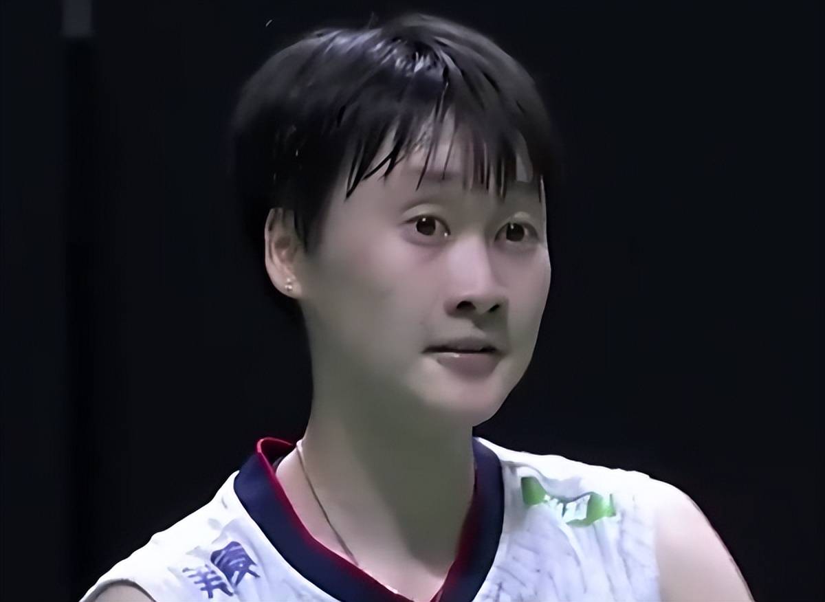 原创何冰娇遭遇克星02退场陈雨菲决定冠军走向国羽锁定两个席位