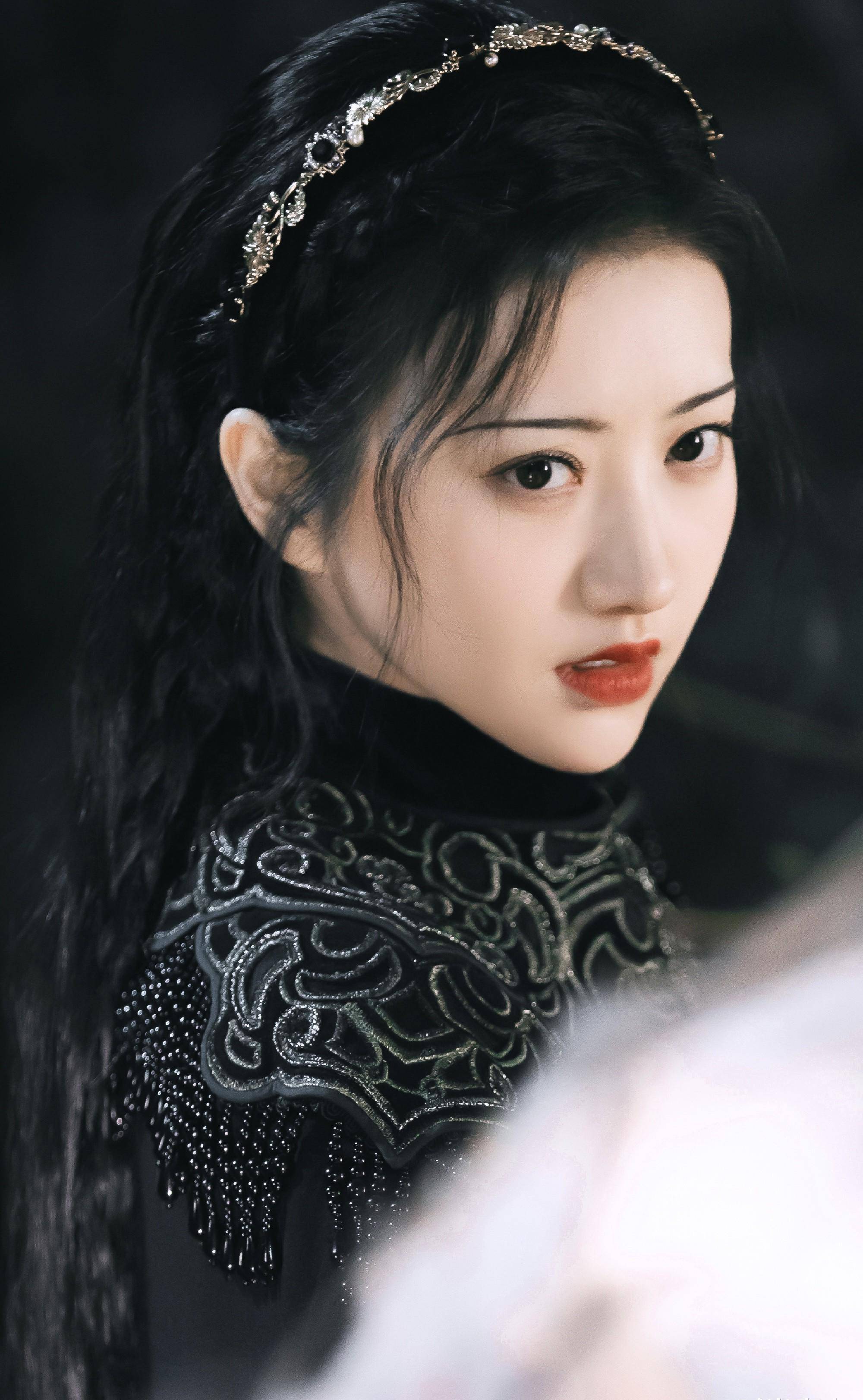 原创景甜司藤造型上热搜引发网友模仿妆容复古风美到极致