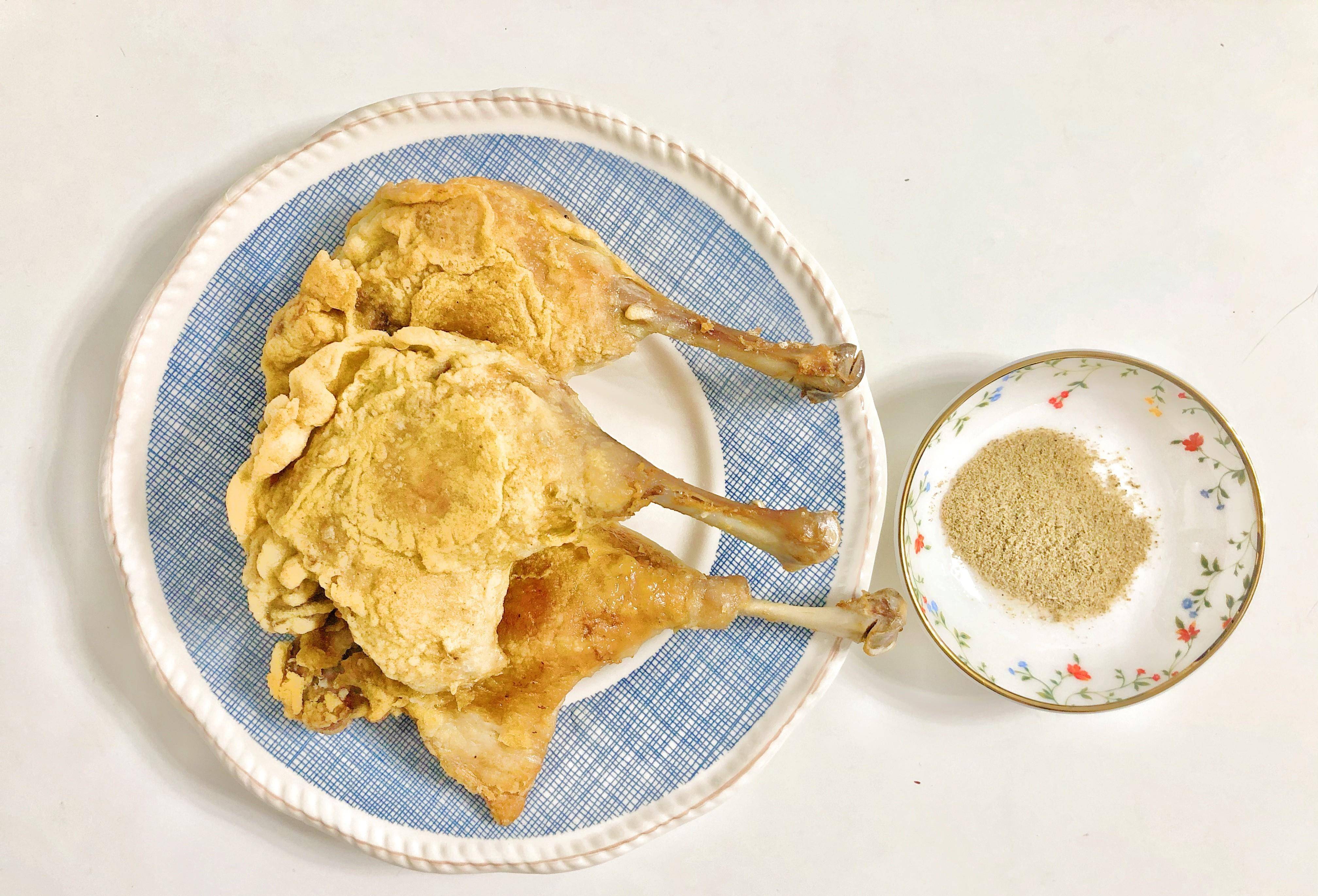 香酥鸭腿这么做比烤鸭还好吃,外酥里嫩,鸭肉不腥,好吃到吮指_面糊