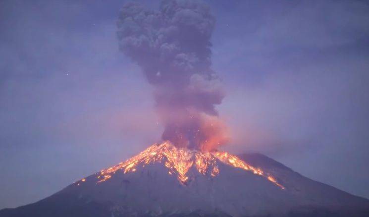 富士山有火山喷发风险，日本紧急采取措施，但或难以获得邻国援助