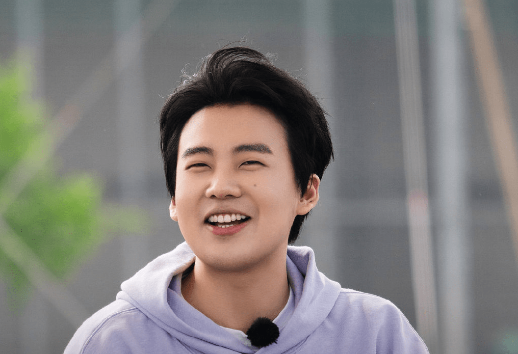 他们就是张翰和郭麒麟,他们都是《五十公里桃花坞》第一季的成员