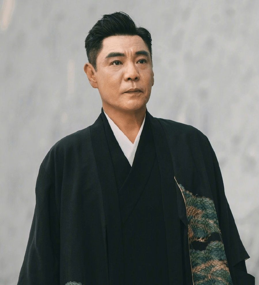 屠洪刚:一婚混血儿,二婚演员,三婚女助理,如今过得怎么样了?