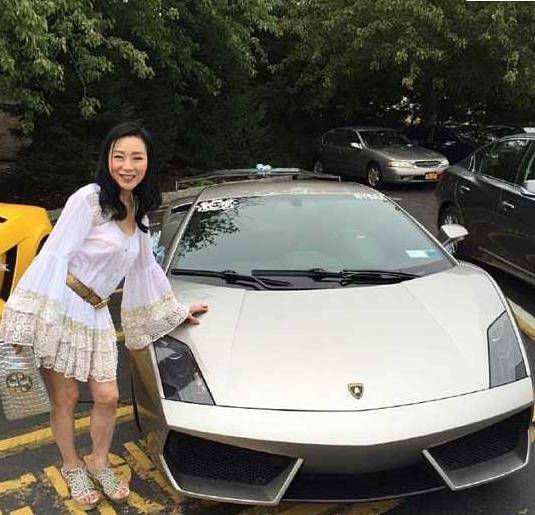 原创62岁黄蓉近照曝光退影经商至今未婚曾被曝恋小19岁富二代