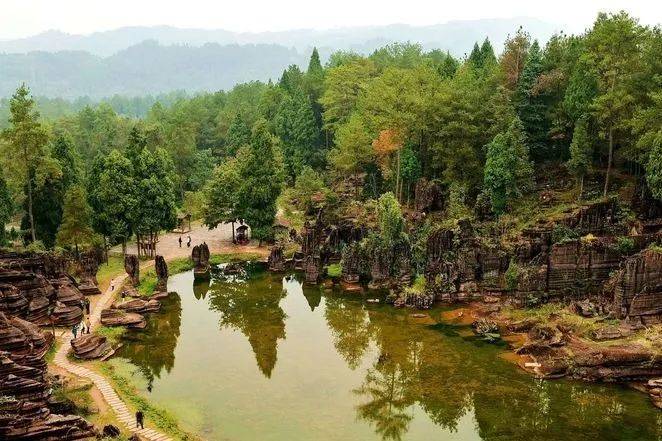 湘西旅游推荐：红石林国家地质公园