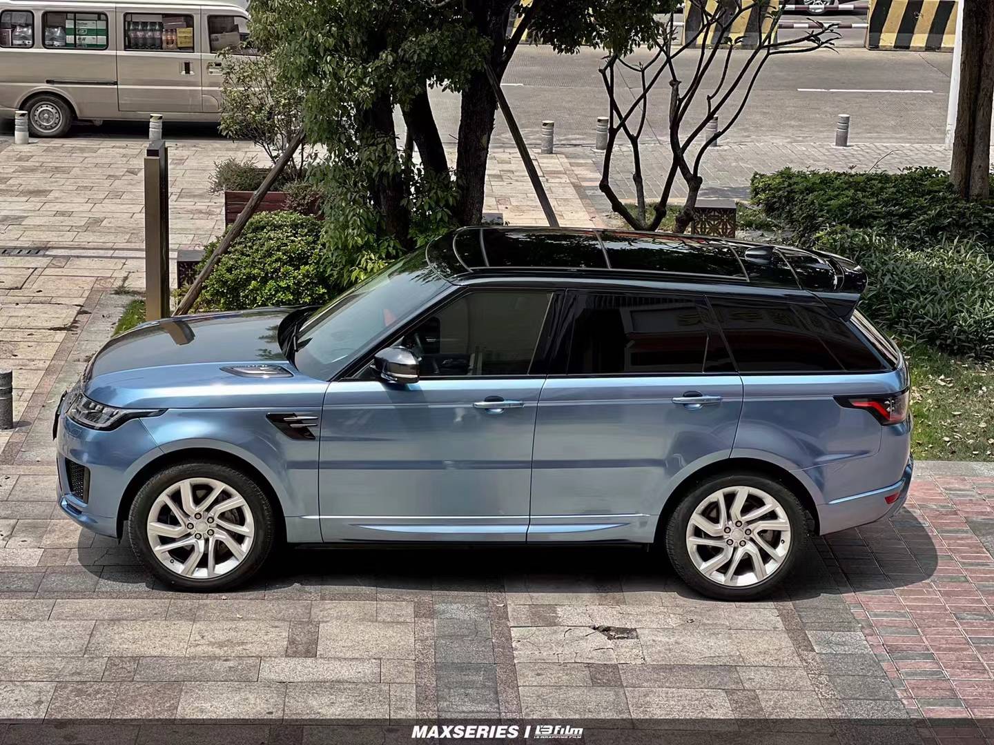 路虎揽运lbfilm改色膜液态金属索玛托蓝,高级质感上身